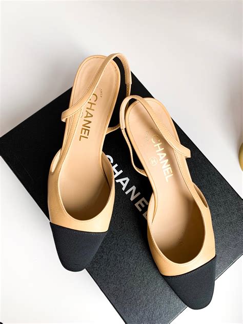 chanel coco sling back|chanel slingback beige and black.